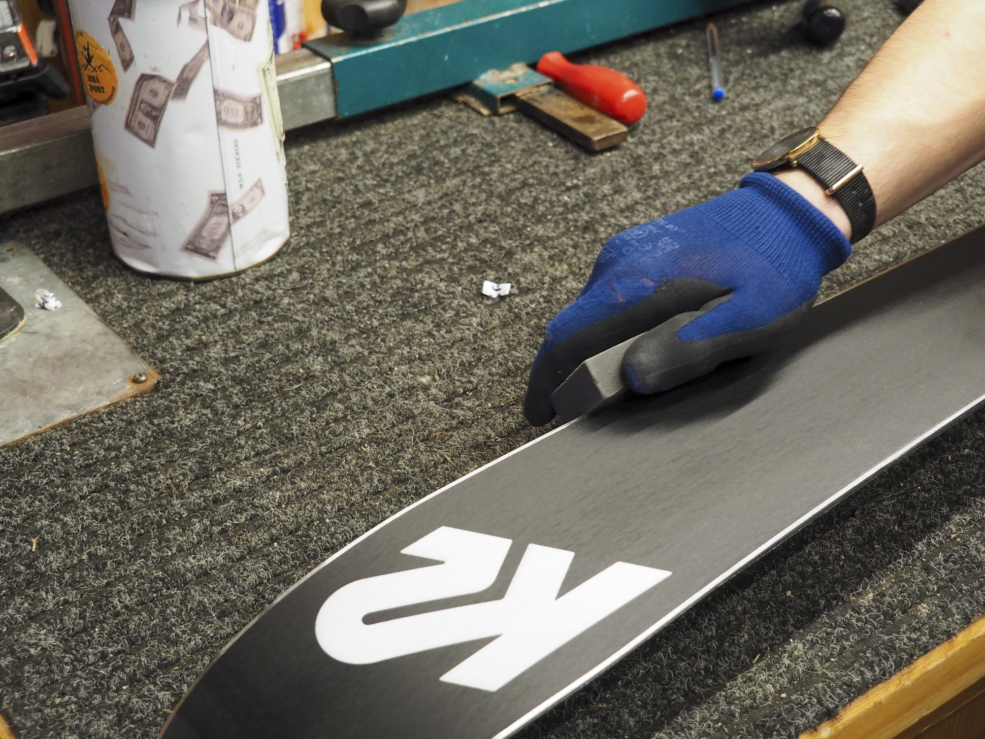 Manutenzione manuale delle lamine